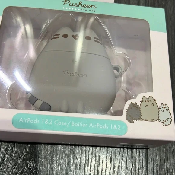 Pusheen AirPods 1/2 case - Picture 7 of 11